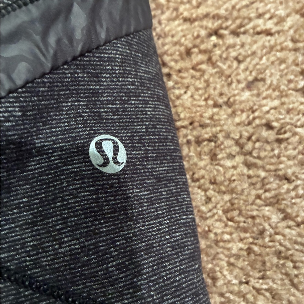 Lululemon Black Quilted Performance Vest - Picture 3 of 3